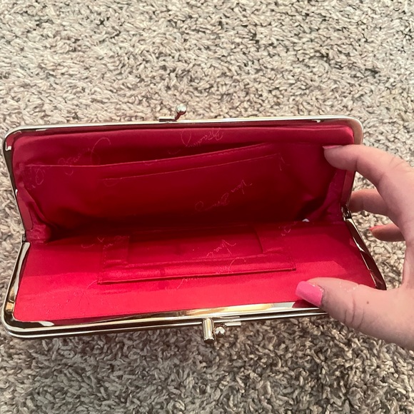 EUC - Vera Bradley Raspberry Fizz Clutch - Picture 4 of 4